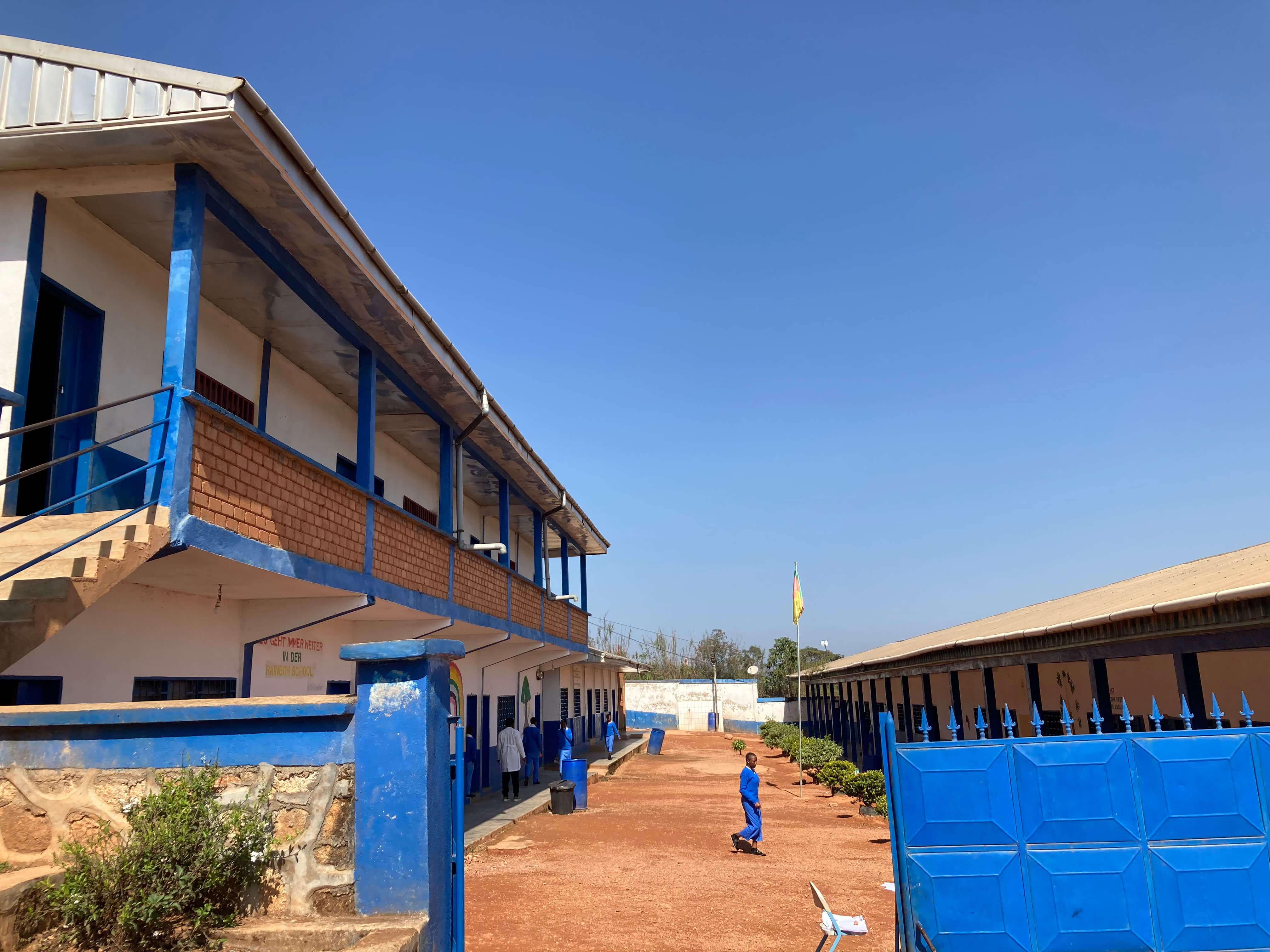 Rainbow Bilingual College (RAIBICOL)